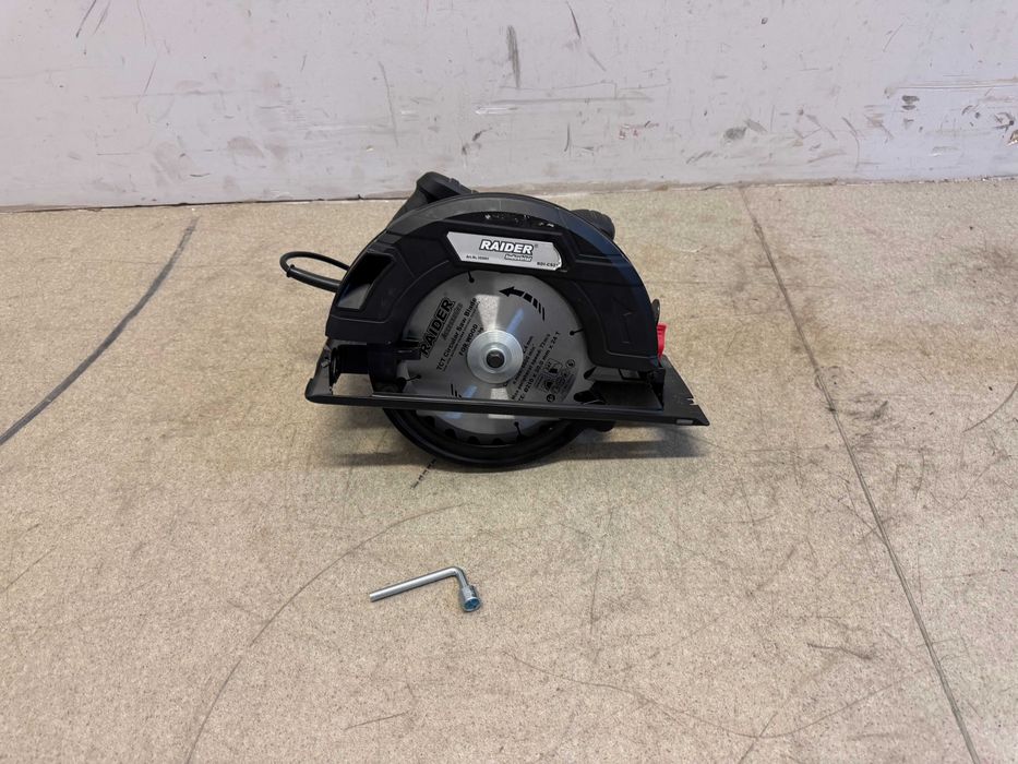 Циркуляр ръчен ø210mm 2200W RDI-CS27/	Циркуляр стационарен ø315mm 2000W RD-TS10