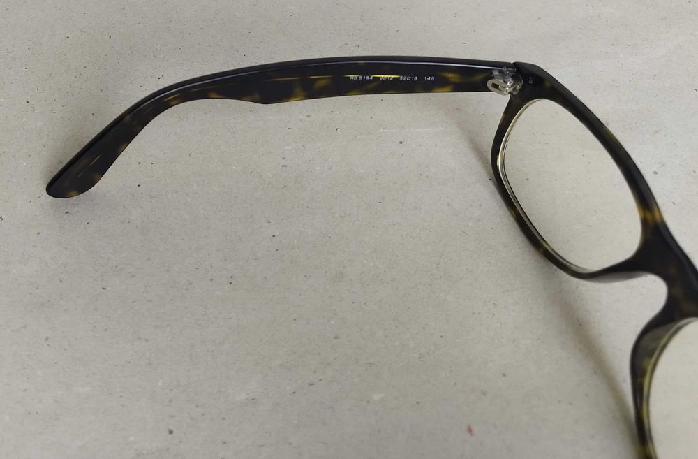 Очила Ray-Ban Wayfarer RB 5184 2012