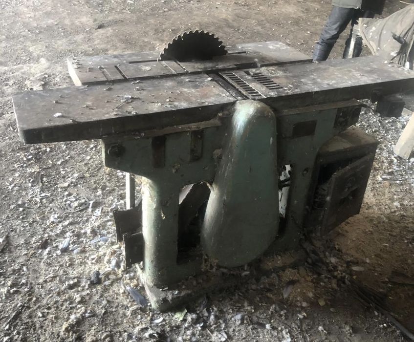 Циркулярка , фуганок Продам!