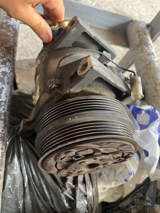 Компресор за климатик Ford Focus ST 2.5T