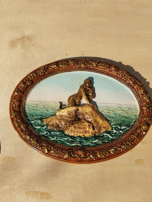 декоративное настенное панно (плакетка) с объемным изображением