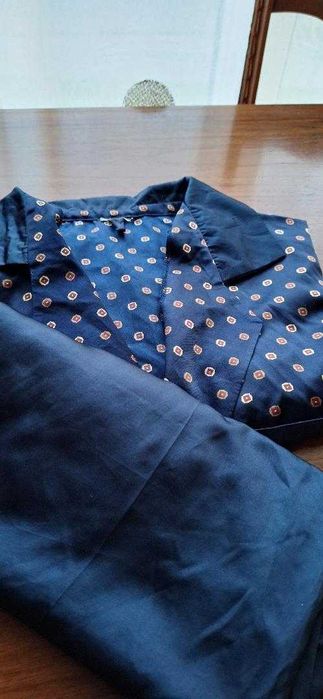 compleu  dama satin halat de casa si pantaloni scurti XL pret 90 lei pijama barbati  satin bleumarin   marime L-XL pret 80 lei