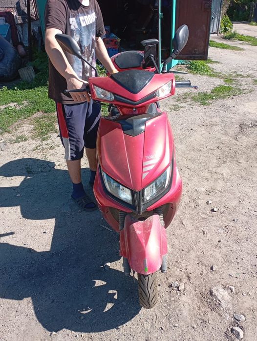 Продам мопед АБС М8