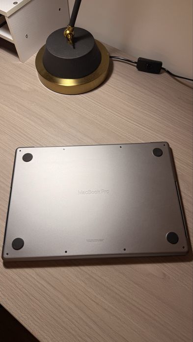 Macbook Pro 14 2023