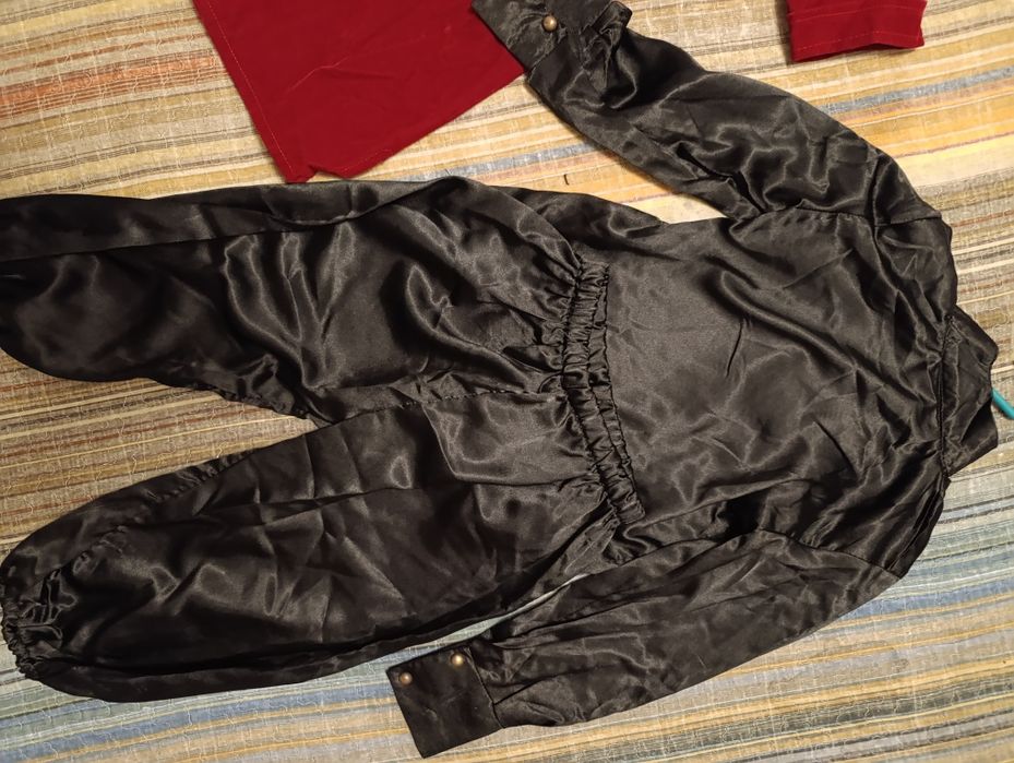 Продам детский костюм