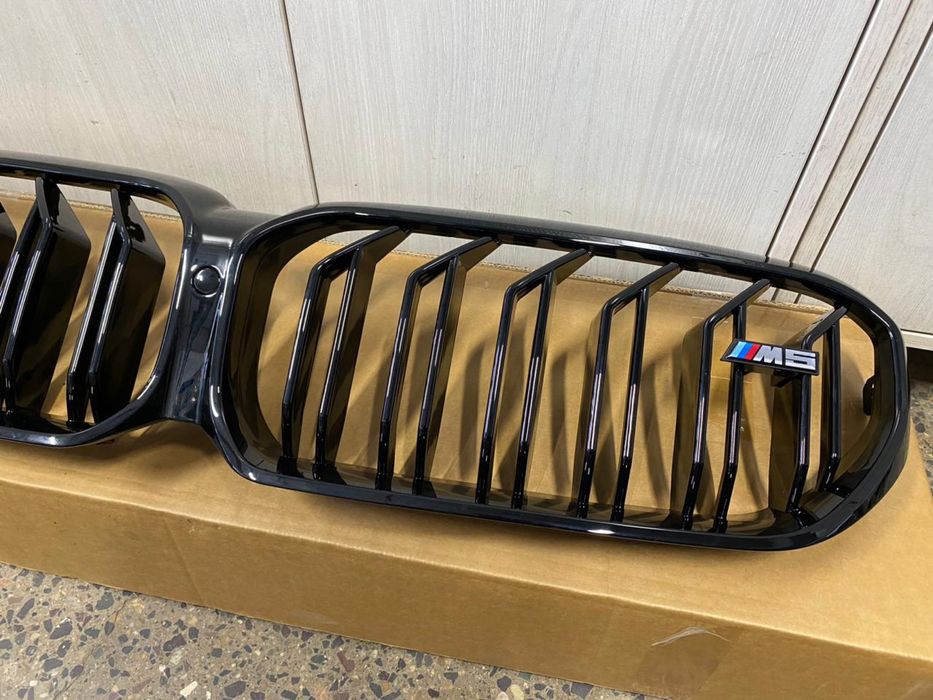Решетка радиатор рестайлинг BMW G30 M5