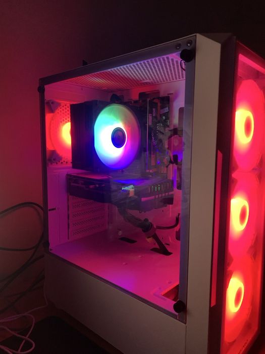 Продаю мощного зверя в корпусе — ПК, готовый к любым боям!