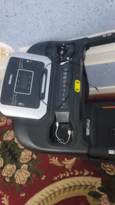 Купил для дочке но лижит проста