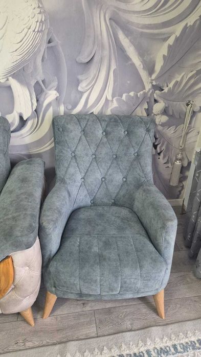 Комплект диван и креслы