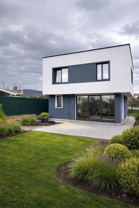 Нова къща с Акт 16 в с. Голяновци