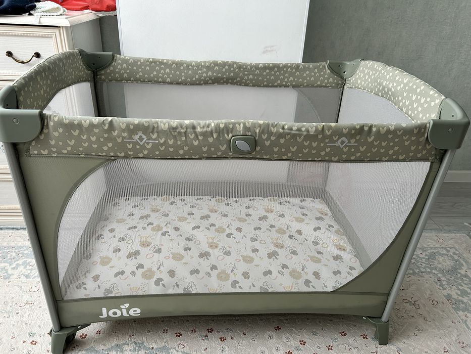 Продам кровать манеж