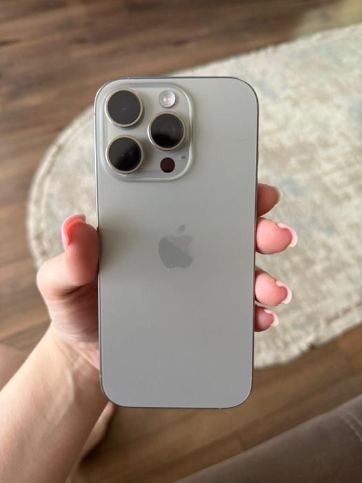 Продам iphone 16 pro 256gb