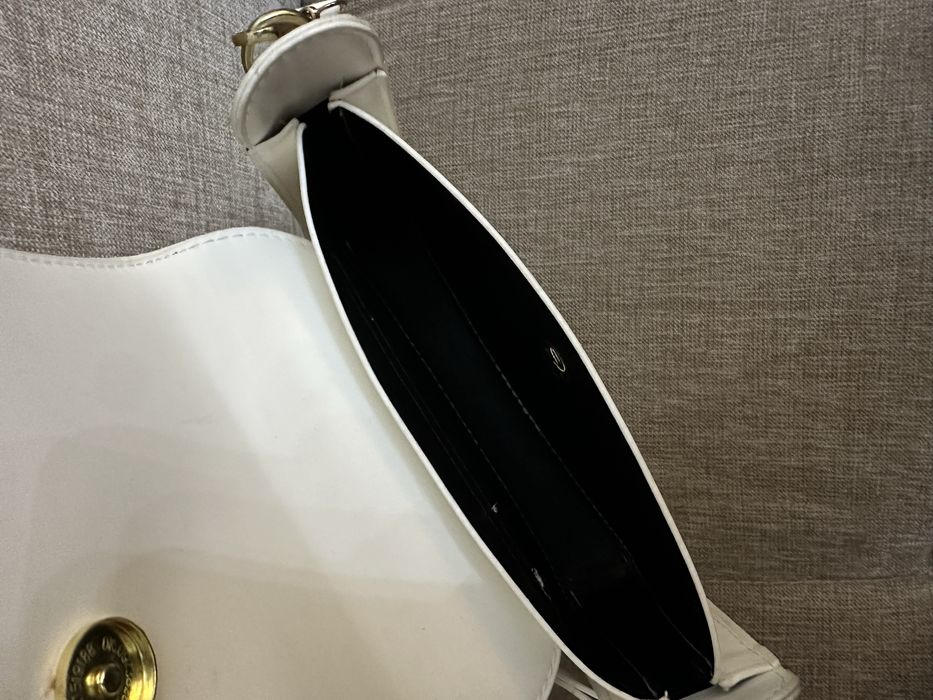 Сумка белая маленькая