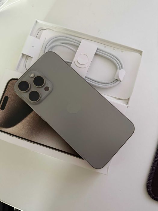 iPhone 15 pro max 512