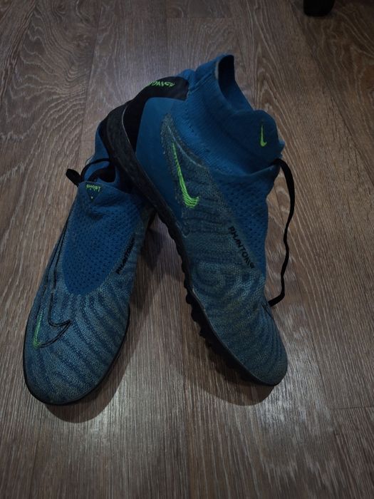 Сороконжки Nike Phantom