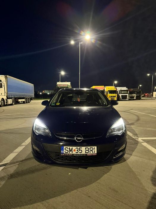 De vânzare Opel Astra j