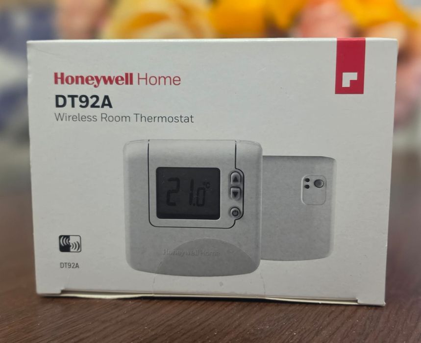 Termostat wireless Honeywell Home DT92A   NOU
