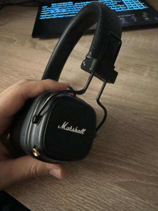 Наушники Marshall MAJOR IV