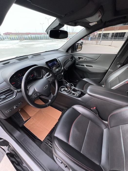 Chevrolet Equinox awd  2022