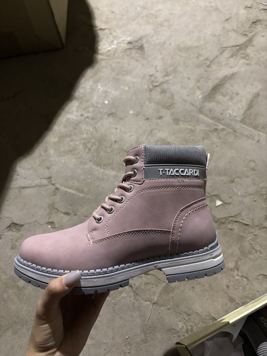 Ботинки женские