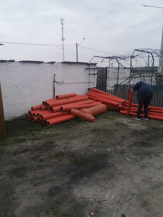 Instalator alimentare cu apa, canalizare, miniexcavator PROPRIU