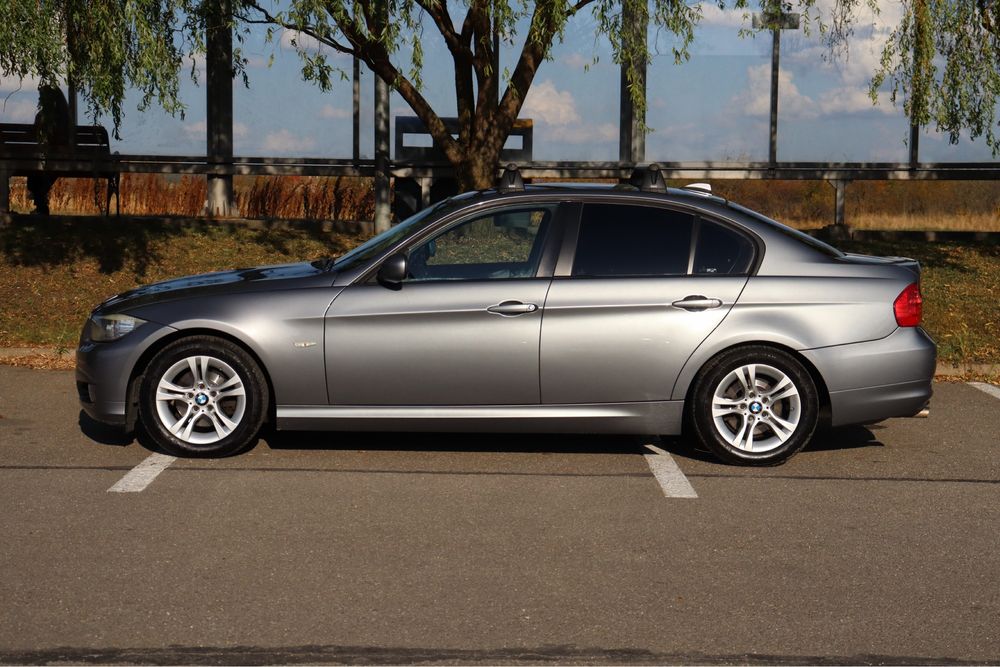BMW 3 Series 2010 — imagine 3