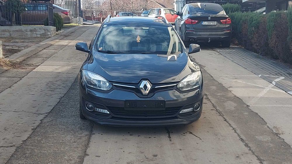 RENAULT Megane