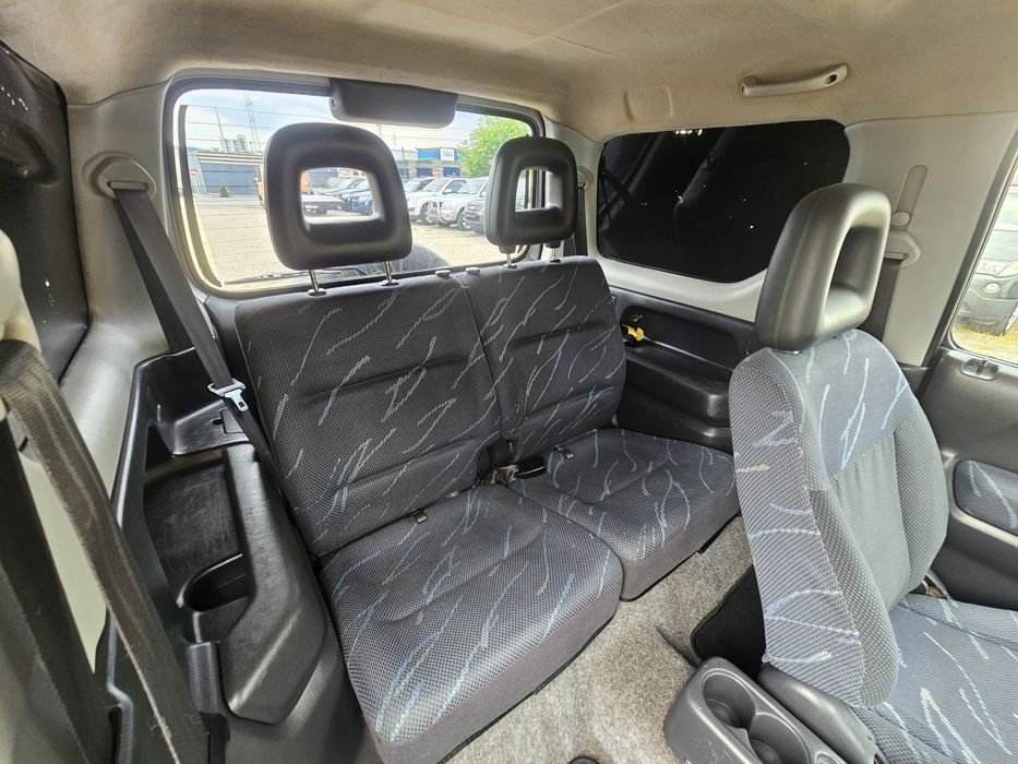 Suzuki jimny 1.3 Benzina 4x4 cu reductor Aer condiționat, Jante  Cârlig  Posibil rate *