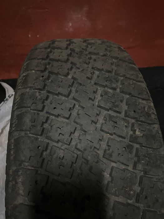 Шины 205/60/16 пара