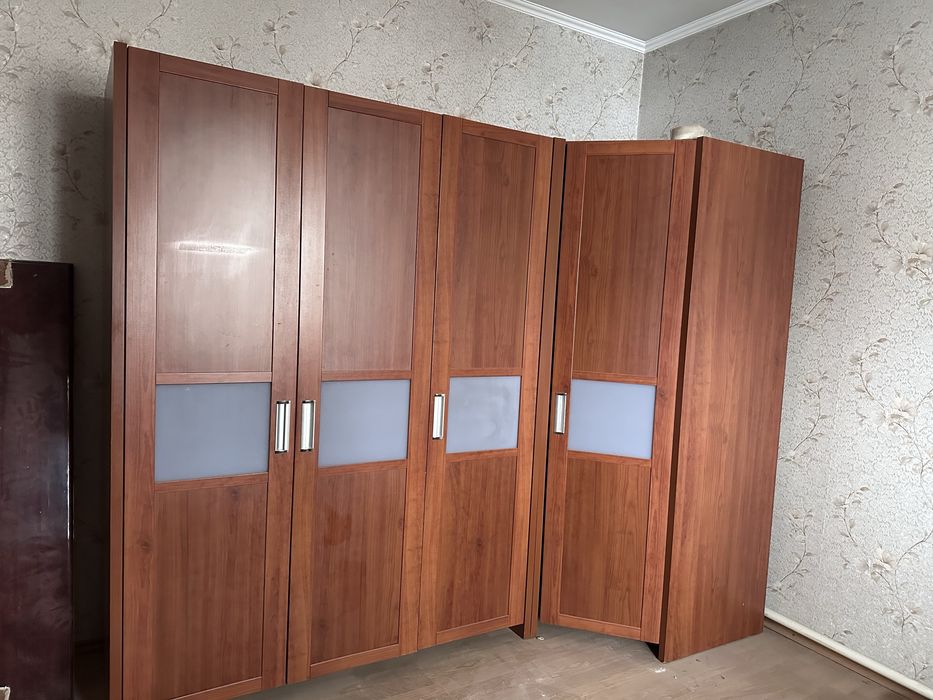 Шкаф для одежды б/у