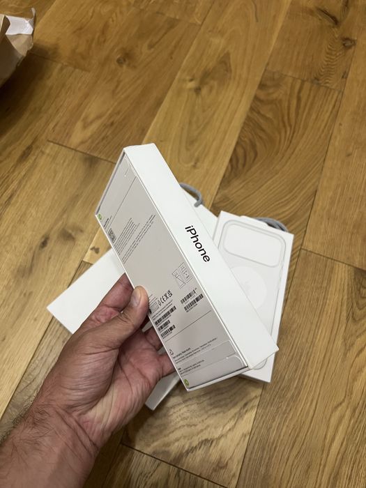 Iphone 18 pro max 512gb burgundy sigilat