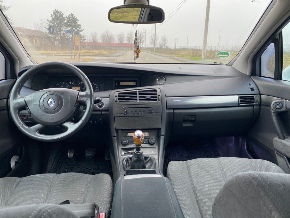 Renault VEL SATIS 2.2 D 2005
