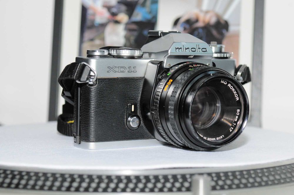 Kit Minolta XD11 aparat foto film + 50mm f1.7 + 35-200mm MACRO + rola film + filtre sky