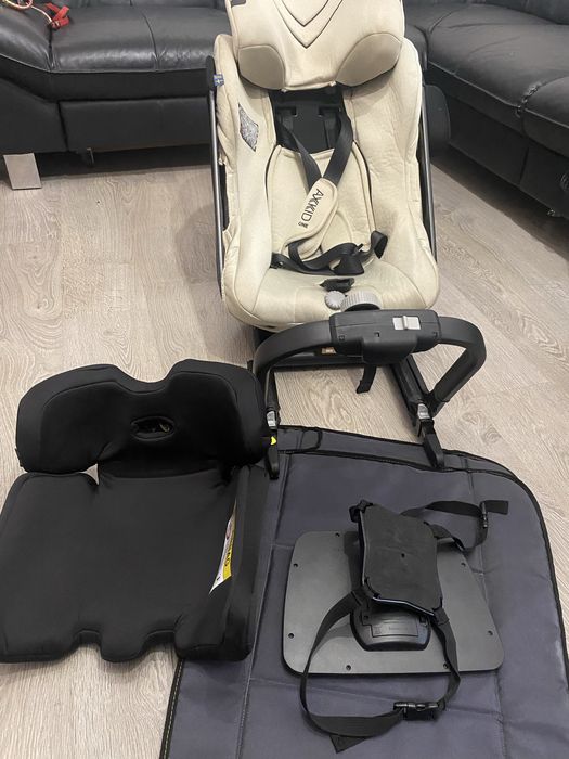 Scaun auto copii Axkid One 3