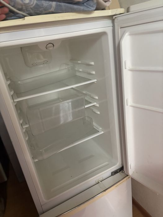 продам холодильник
