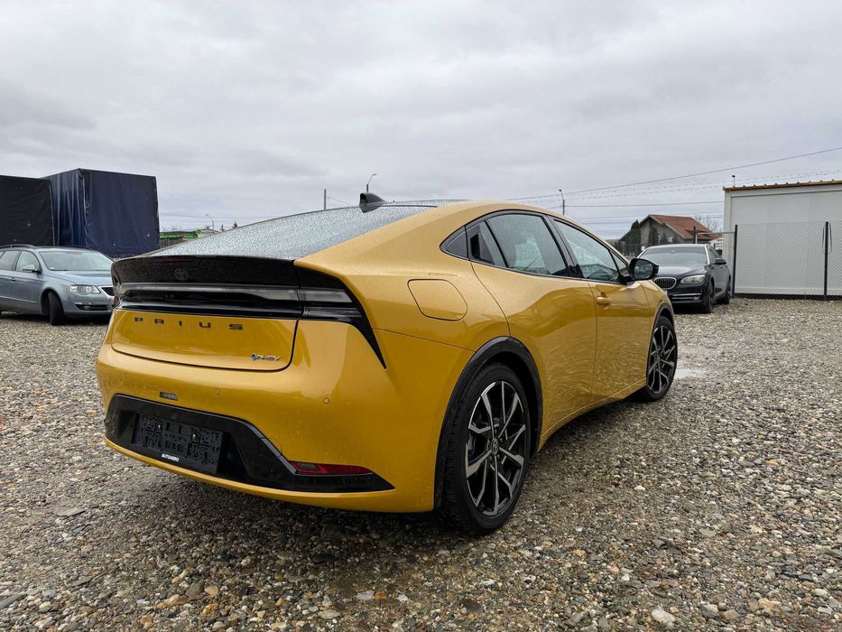 Toyota PRIUS PHEV 2.0  E-CVT FWD Exclusive - 223 CP