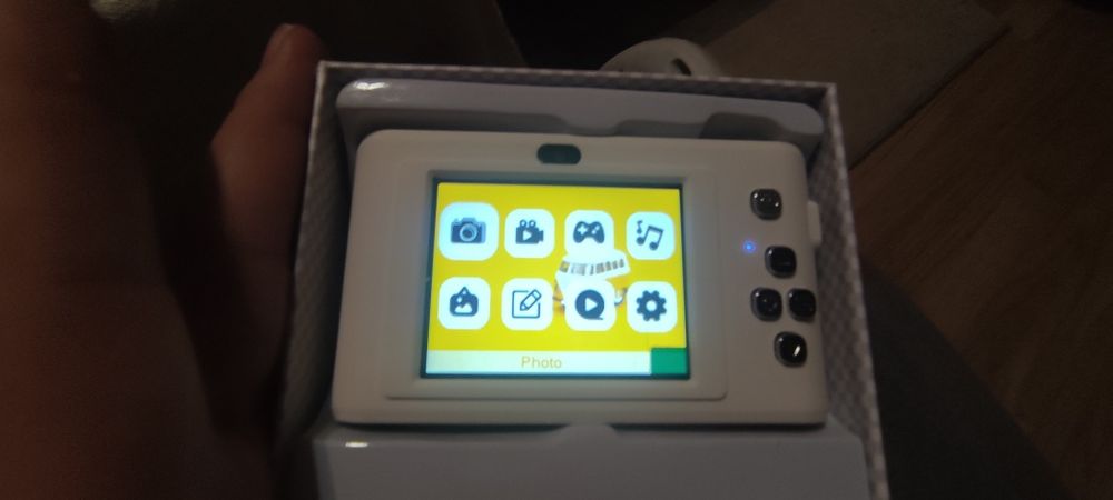 Чисто нов дигитален фотоапарат