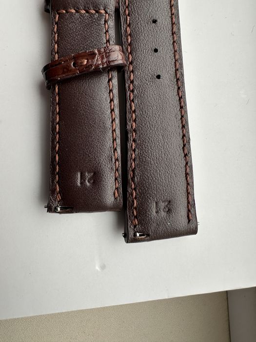 Ремешки из кожи крокодила