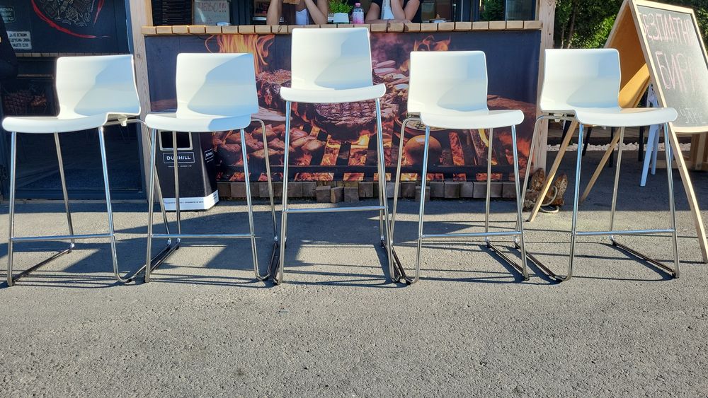 Маса от варел за заведение