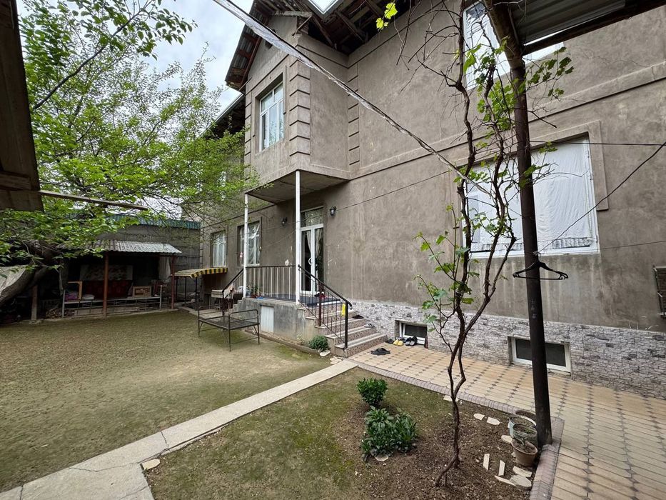 Срочно продаётся Дом 3,8 сотки М.улугбек район Ориентир Военный госпти