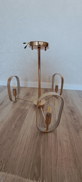 Люстра рабочая в сборе
