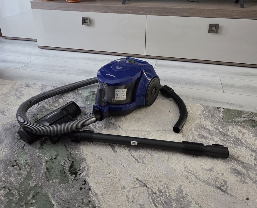 Aspirator fara sac Samsung VCC43Q0V3B, 1.3 l, 850 W