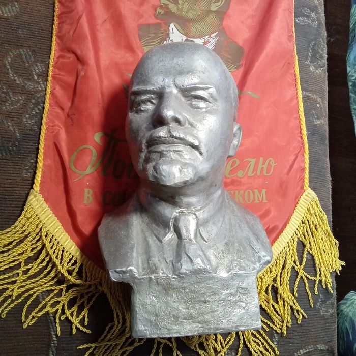 Статуэтки Советские