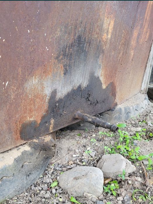 бак большой железный