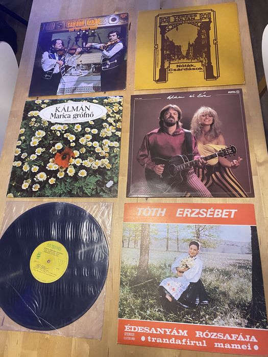 Vand discuri vinil muzica lb. maghiara