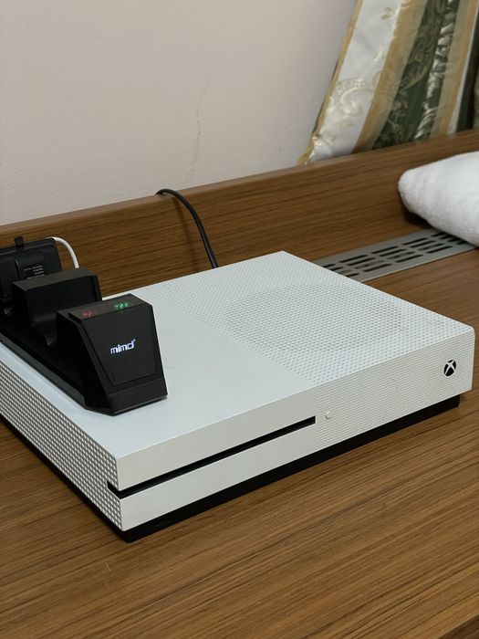 игровая приставка xbox one s