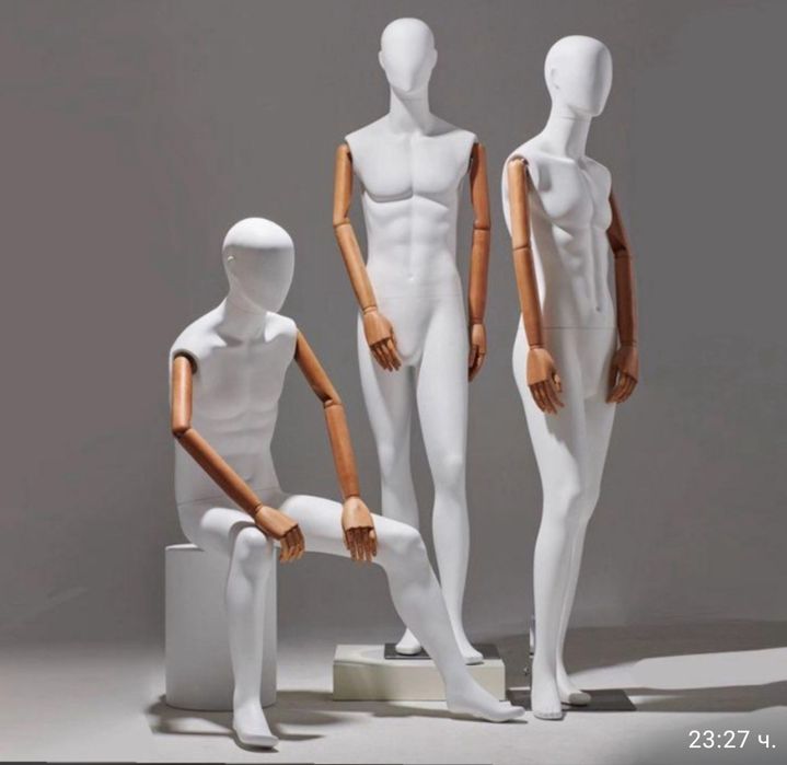 Манекени за магазини за дрехи