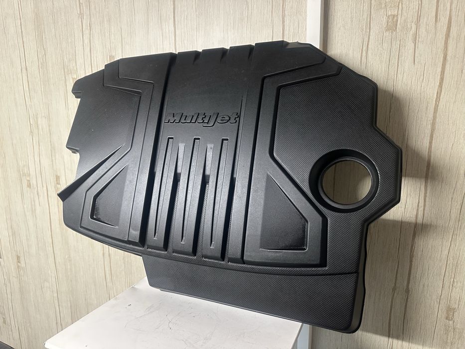 Капак двигател за 1.9 multijet Fiat