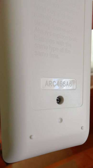 Дистанционни за климатик DAIKIN , 2 модела, нови