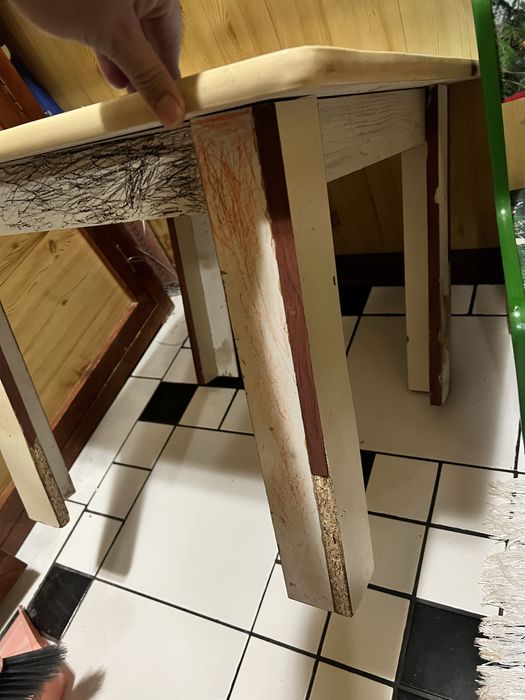 Детский стол со стульями